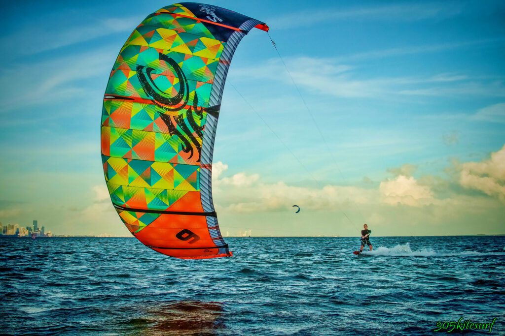 305kitesurf-miami-big-kite-shot-2